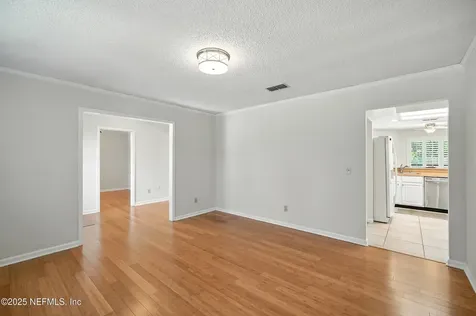 4531 Barrington Oaks Drive Jacksonville FL 32257