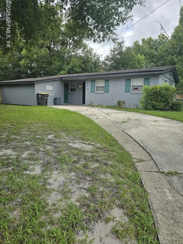 7070 Jacqueline Court Jacksonville FL 32210