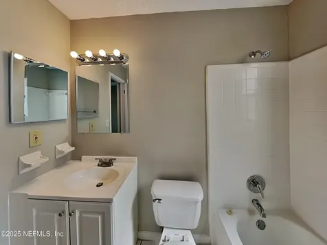 5043 Tan Street Jacksonville FL 32258