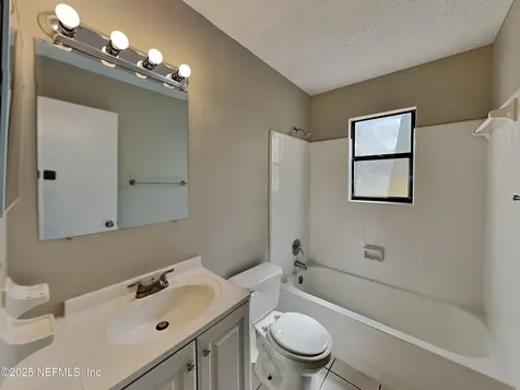 5043 Tan Street Jacksonville FL 32258