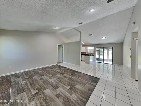 5043 Tan Street Jacksonville FL 32258