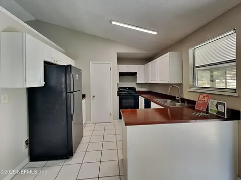 5043 Tan Street Jacksonville FL 32258