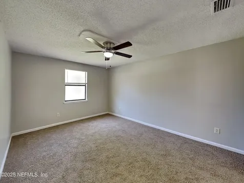 5043 Tan Street Jacksonville FL 32258