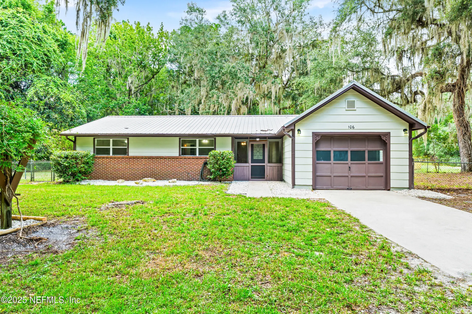 106 Acosta Creek Drive Satsuma FL 32189
