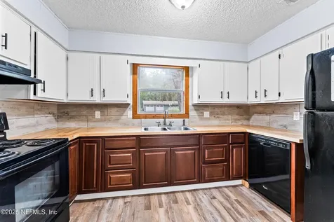 106 Acosta Creek Drive Satsuma FL 32189