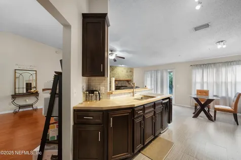3408 Charmont Drive Jacksonville FL 32277