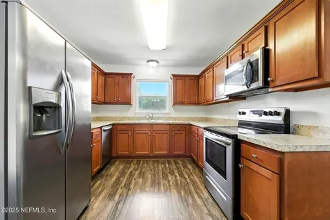 5241 Damascus Road S Jacksonville FL 32207
