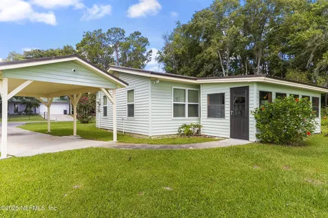115 Twin Lake Grove Court Interlachen FL 32148