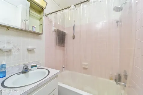 115 Twin Lake Grove Court Interlachen FL 32148