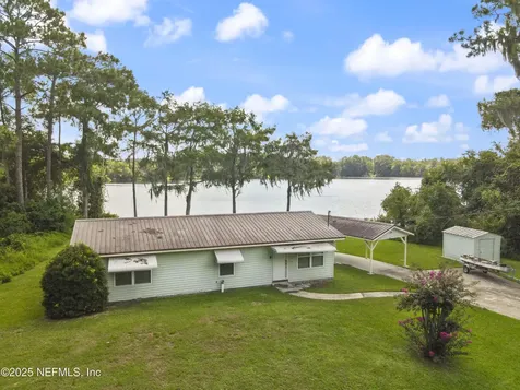 115 Twin Lake Grove Court Interlachen FL 32148