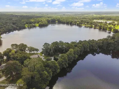 115 Twin Lake Grove Court Interlachen FL 32148