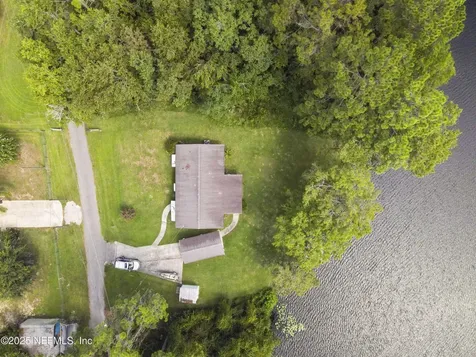 115 Twin Lake Grove Court Interlachen FL 32148