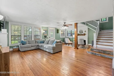 4562 Attleboro Street Jacksonville FL 32205