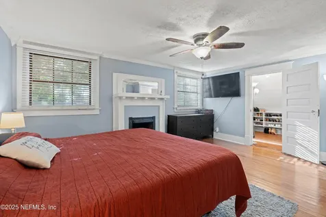 4562 Attleboro Street Jacksonville FL 32205