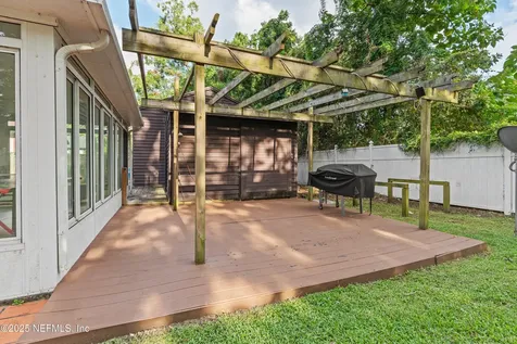 4562 Attleboro Street Jacksonville FL 32205