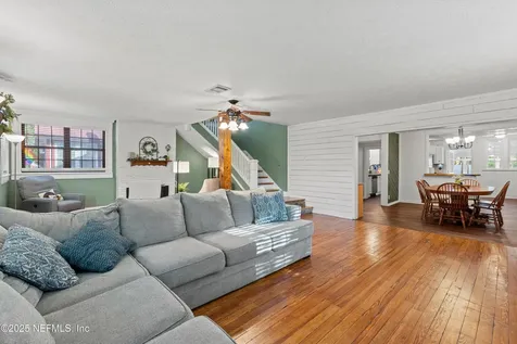 4562 Attleboro Street Jacksonville FL 32205