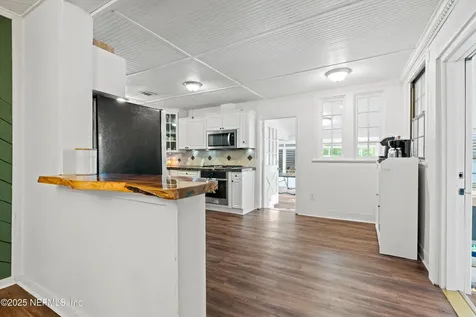 4562 Attleboro Street Jacksonville FL 32205