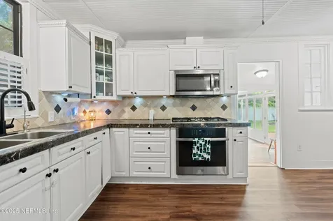 4562 Attleboro Street Jacksonville FL 32205