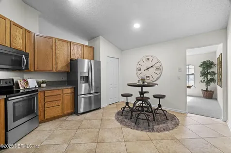 14042 Crestwick Drive W Jacksonville FL 32218