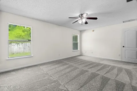14042 Crestwick Drive W Jacksonville FL 32218