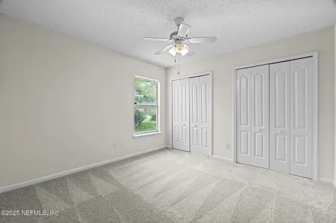 14042 Crestwick Drive W Jacksonville FL 32218