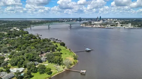 4941 River Point Road Jacksonville FL 32207