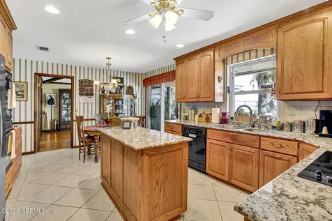 4941 River Point Road Jacksonville FL 32207