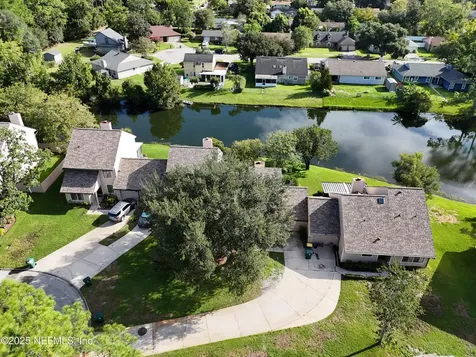 4158 Hanging Moss Court Jacksonville FL 32257