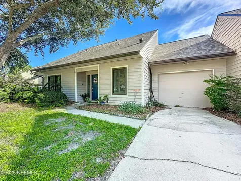 4158 Hanging Moss Court Jacksonville FL 32257