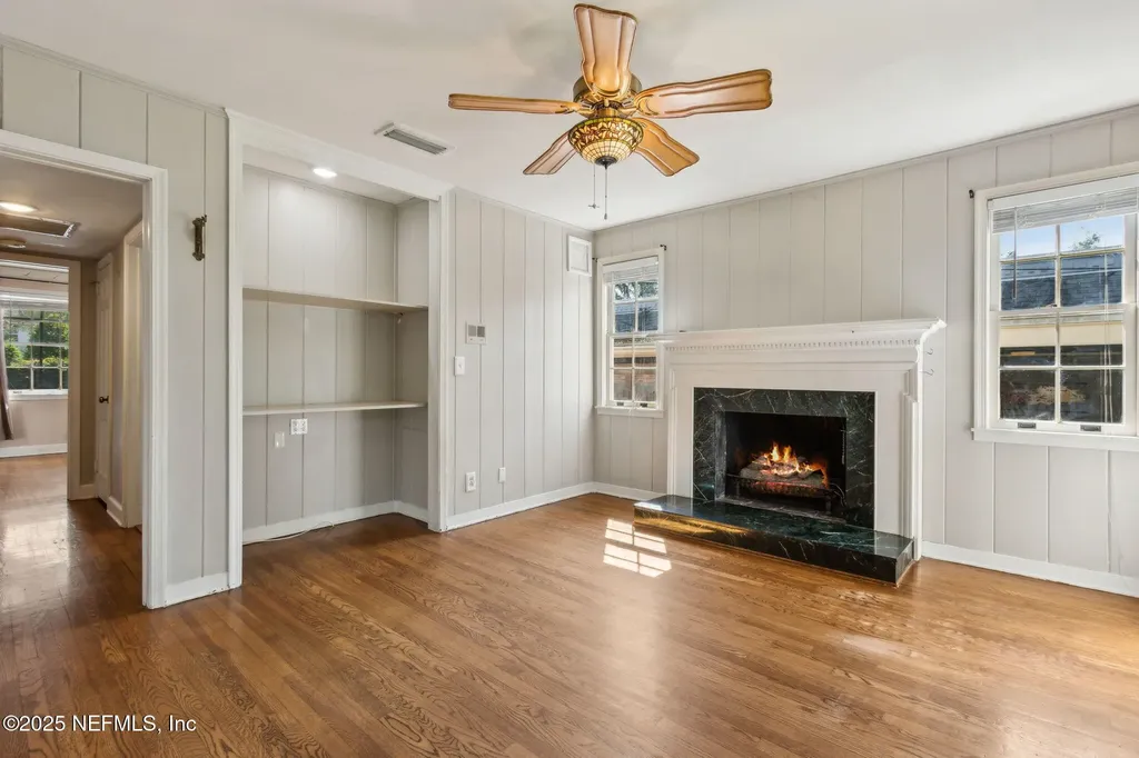 1825 Elizabeth Place Jacksonville FL 32205
