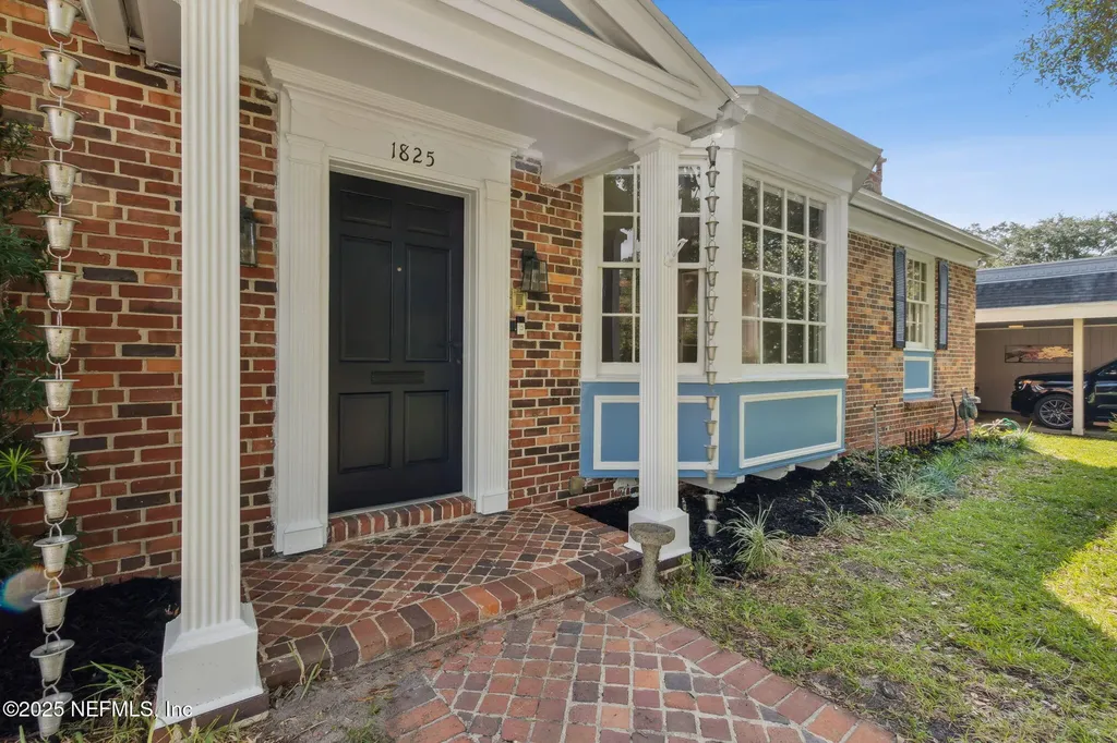 1825 Elizabeth Place Jacksonville FL 32205