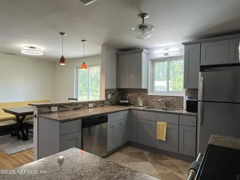 4565 Cedar Point Road Jacksonville FL 32226