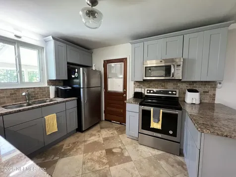 4565 Cedar Point Road Jacksonville FL 32226