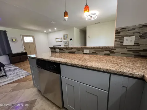 4565 Cedar Point Road Jacksonville FL 32226