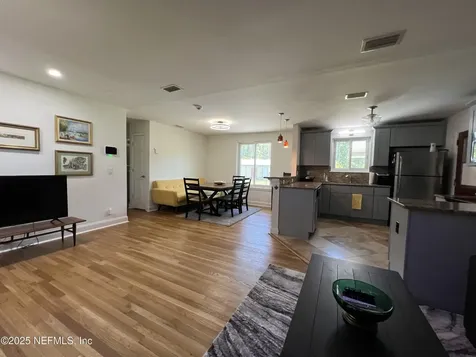 4565 Cedar Point Road Jacksonville FL 32226