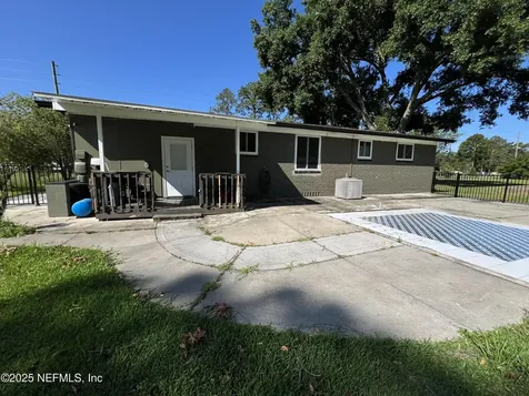 4565 Cedar Point Road Jacksonville FL 32226