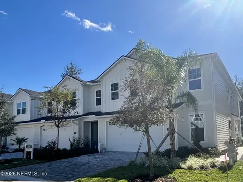 375 Oakmoss Drive St. Johns FL 32259