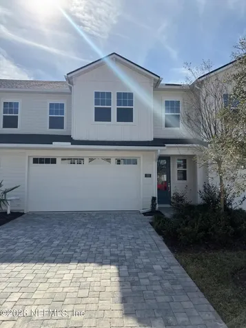 375 Oakmoss Drive St. Johns FL 32259