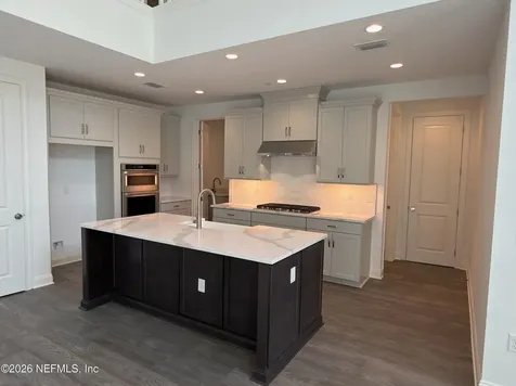 375 Oakmoss Drive St. Johns FL 32259