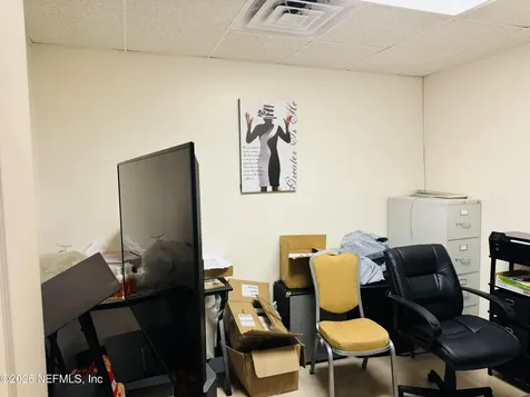 2565 Philips Highway Jacksonville FL 32207