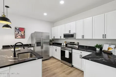 2426 Gerard Avenue Jacksonville FL 32207