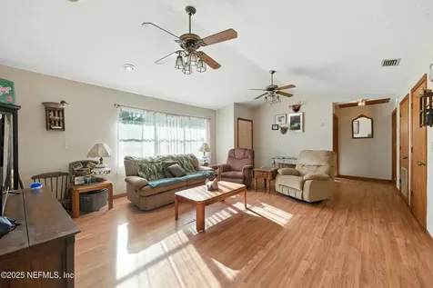 16505 NE 83rd Place Hawthorne FL 32640