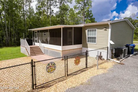 10660 Baylor Avenue Hastings FL 32145