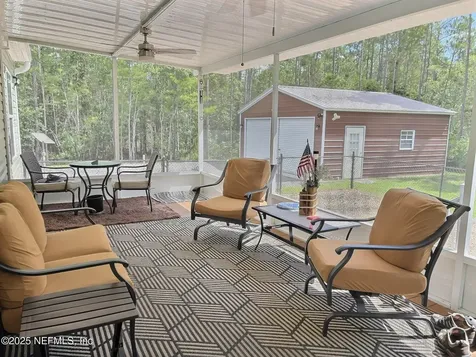 10660 Baylor Avenue Hastings FL 32145
