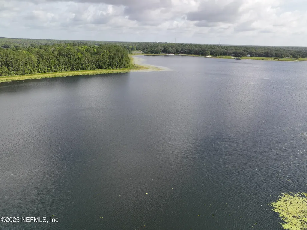 8160 Alderman Road Melrose FL 32666