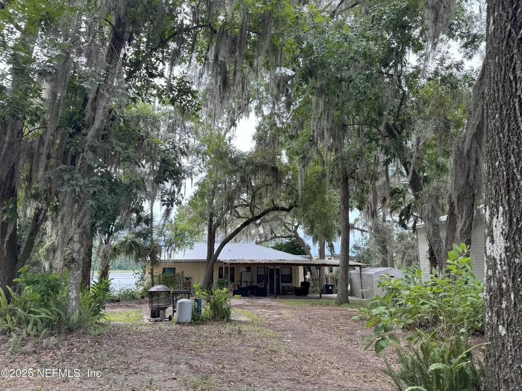 8160 Alderman Road Melrose FL 32666