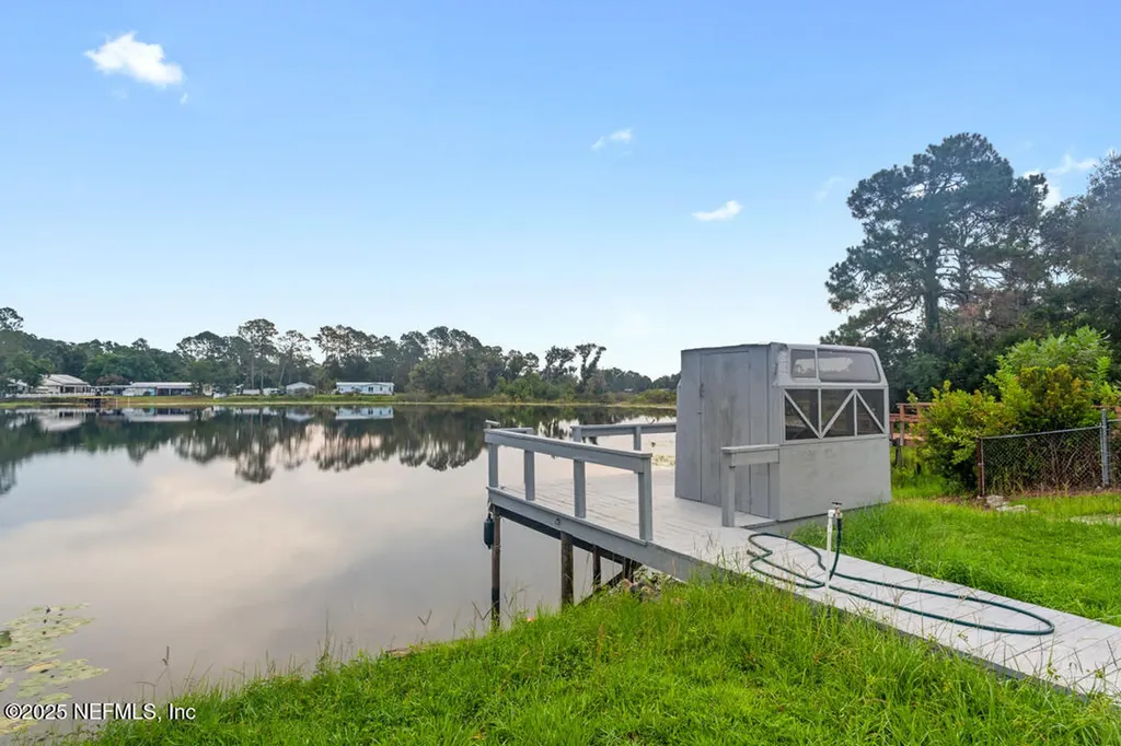 100 Mangels Drive Interlachen FL 32148