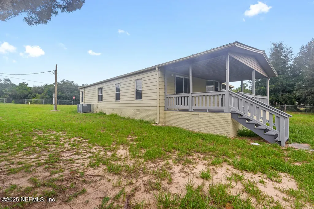 100 Mangels Drive Interlachen FL 32148