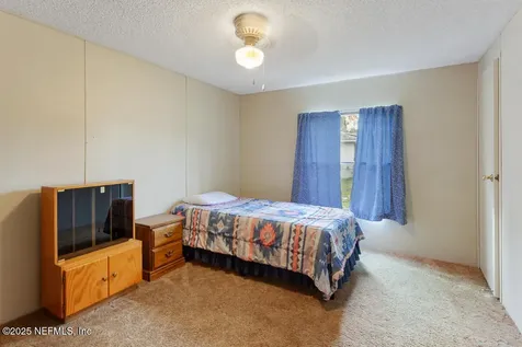 100 Mangels Drive Interlachen FL 32148
