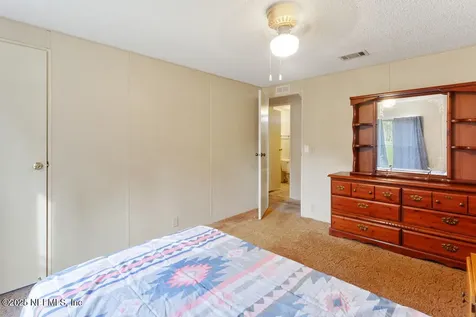100 Mangels Drive Interlachen FL 32148